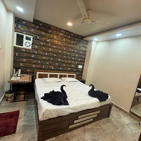 Hotel Shreeji Residency Pachmarhī Exterior foto